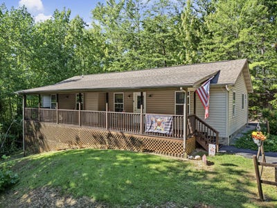 /international/us/1533-honey-bee-cove-way-pigeon-forge-tn-110110351695/