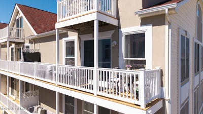 /international/us/33-sumner-avenue-seaside-heights-nj-110108451215/