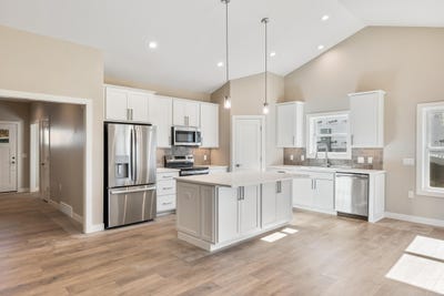 /international/us/754-kensington-drive-ripon-wi-110102376922/