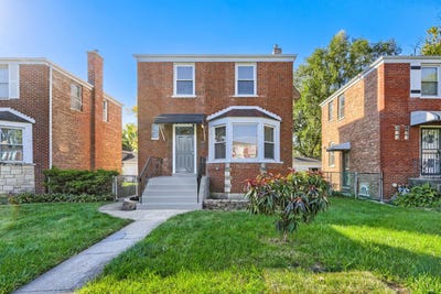 /international/us/3904-gladys-avenue-bellwood-il-110120410229/