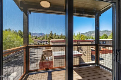 /international/us/302-w-oak-avenue-flagstaff-az-110097189878/