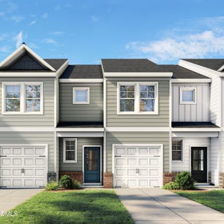 /international/us/67-chancellor-drive-lillington-nc-110108256326/