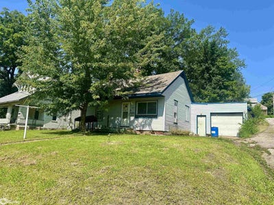 /international/us/715-albany-street-ottumwa-ia-110101210179/