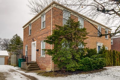 /international/us/617-waukegan-road-deerfield-il-110106493708/