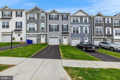 /international/us/456-bradford-drive-red-lion-pa-110108149897/