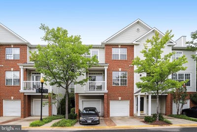 /international/us/2433-coopers-branch-ct-herndon-va-110119641600/