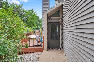 /international/us/118-glenview-drive-lawrence-ks-110109068273/