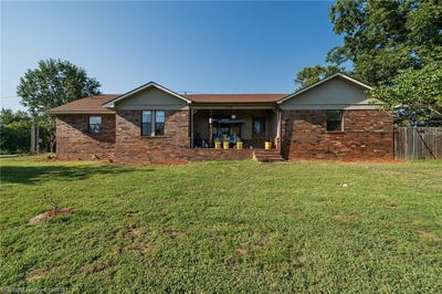 /international/us/2546-old-uniontown-rd-van-buren-ar-110098826880/
