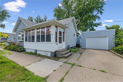 /international/us/463-liberty-street-winona-mn-110100819902/