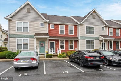 /international/us/1076-merchant-st-b-17-coatesville-pa-110100359902/