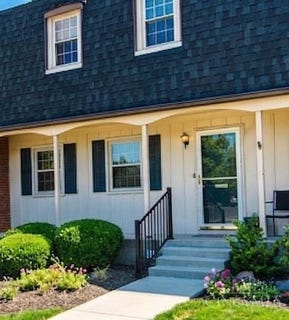/international/us/19-creekwood-square-glendale-oh-110106733243/