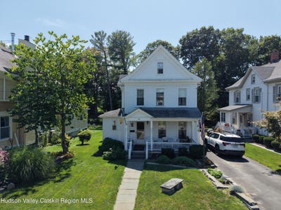 /international/us/15-freleigh-place-coxsackie-ny-110119761419/