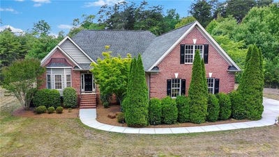 /international/us/8205-kandi-drive-stokesdale-nc-110108773875/