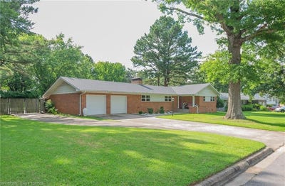 /international/us/421-n-49th-st-fort-smith-ar-110108585335/