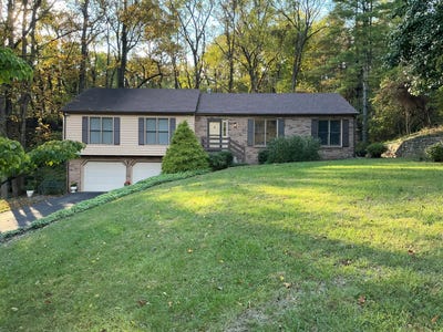 /international/us/7414-carriage-hills-dr-roanoke-va-110120725788/