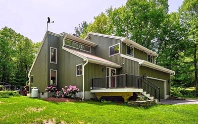 /international/us/174-cedar-st-sturbridge-ma-110108357478/