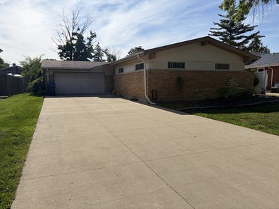 /international/us/villa-park-il-110108388091/