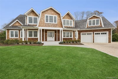 /international/us/150-deer-run-southold-ny-110103734849/