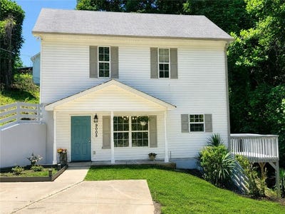 /international/us/9005-lemans-trail-gainesville-ga-110108574161/