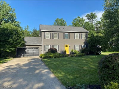 /international/us/13781-rustic-drive-north-royalton-oh-110100799999/
