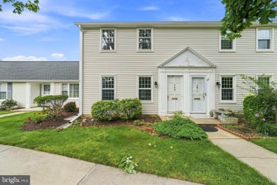 /international/us/13-sussex-monroe-township-nj-110119592437/