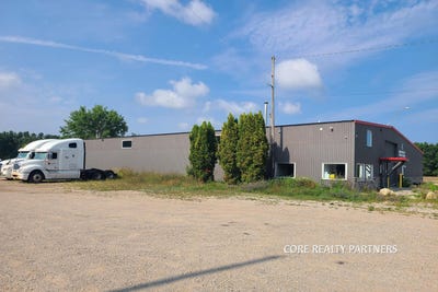 /international/us/3320-grant-highway-manistee-mi-110093687190/