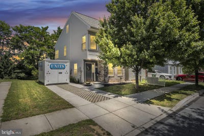 /international/us/19-parkview-drive-carlisle-pa-110108542903/