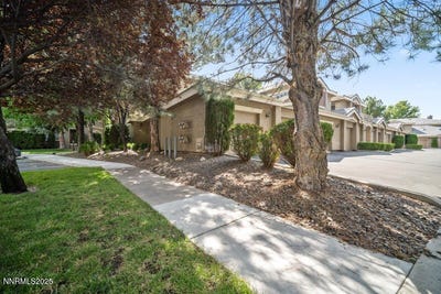/international/us/900-s-meadows-parkway-reno-nv-110106075888/