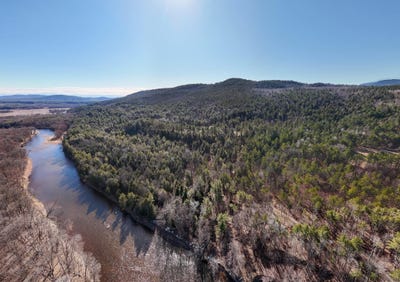 /international/us/394-dugway-road-keeseville-ny-110098500217/
