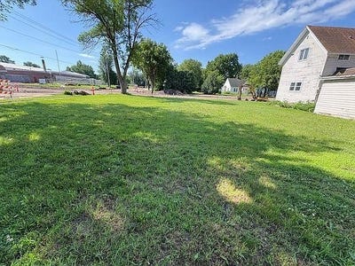/international/us/49-s-hering-street-appleton-mn-110109301427/