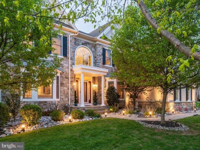 /international/us/3805-woodland-drive-newtown-square-pa-110107687734/