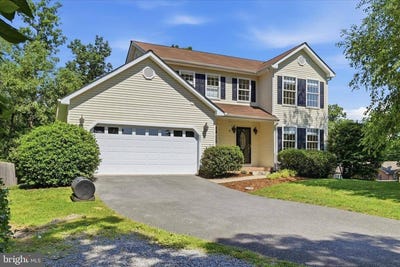/international/us/207-stanley-drive-winchester-va-110108715539/