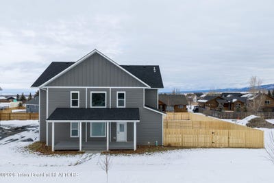 /international/us/211-e-birch-street-victor-id-110105270488/