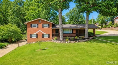 /international/us/1945-woodhaven-road-poplar-bluff-mo-110108962324/