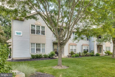 /international/us/1804b-denham-ct-mount-laurel-nj-110108978298/