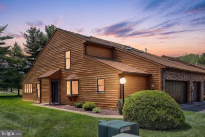 /international/us/26-westview-manor-york-pa-110108393777/