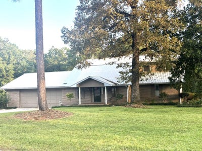 /international/us/12080-conecuh-cove-rd-andalusia-al-110108570963/