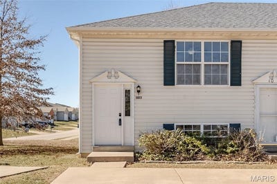 /international/us/1017-arlington-court-warrenton-mo-110108747625/