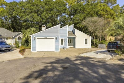 /international/us/128-dogwood-pl-north-myrtle-beach-sc-110110406875/