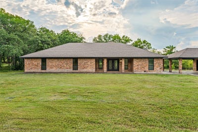 /international/us/216-n-stovall-drive-robinson-tx-110108618461/