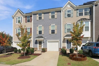 /international/us/524-autumn-cure-court-fuquay-varina-nc-110110230366/