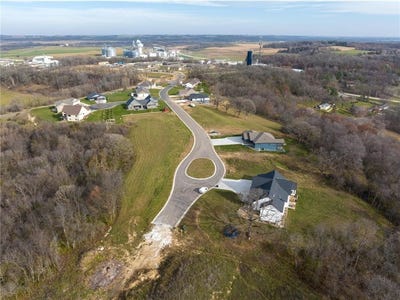 /international/us/913-overlook-dr-preston-mn-110097010899/