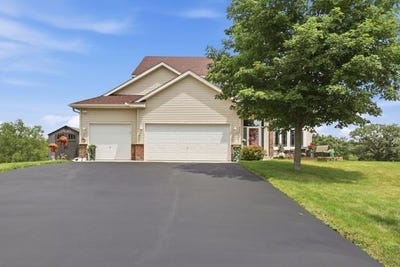 /international/us/375-rowena-court-s-elko-new-market-mn-110119332983/