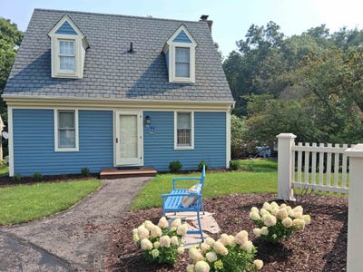 /international/us/6-settler-galena-il-110098749385/