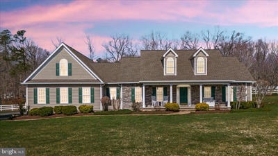 /international/us/8032-meadowland-drive-locust-grove-va-110106585983/