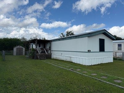 /international/us/120-oak-leaf-college-station-tx-110108903589/