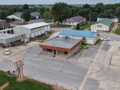/international/us/603-south-highway-5-versailles-mo-110110375963/