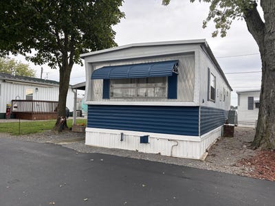 /international/us/451-e-main-street-russells-point-oh-110110373413/