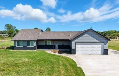 /international/us/17065-honeysuckle-lane-claremore-ok-110105384874/