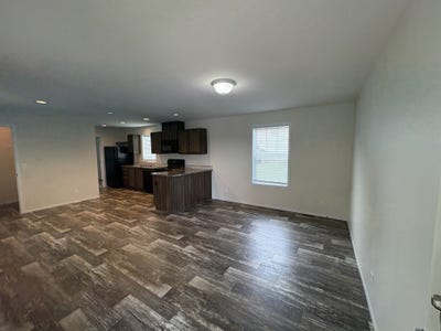 /international/us/17311-e-us-hwy-40-independence-mo-110120029668/